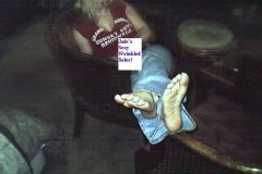 sexy-wrinkled-soles_20131119_1574392274